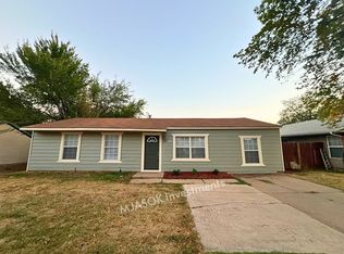 2326 NW Lincoln Ave, Lawton, OK 73505