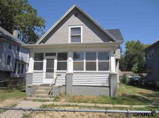 1826 Pinkney St, Omaha, NE 68110