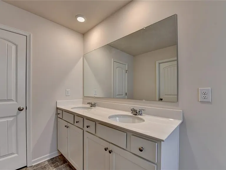 31 Valleywood Ct — Photo 25