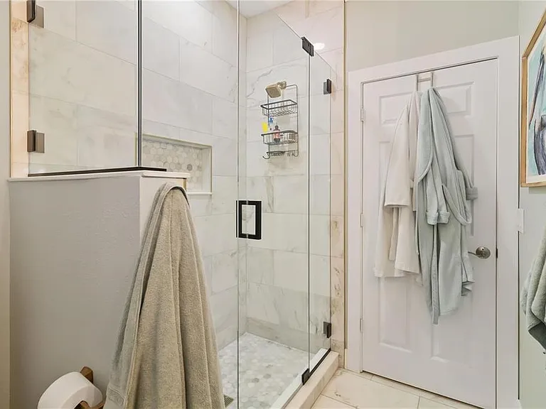 7242 Hamilton Rd — Photo 11