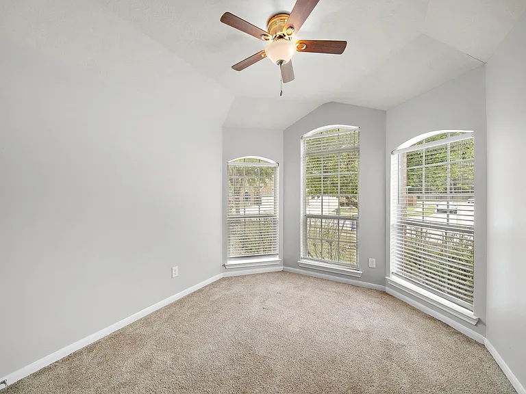 26218 Lillian Spgs — Photo 11