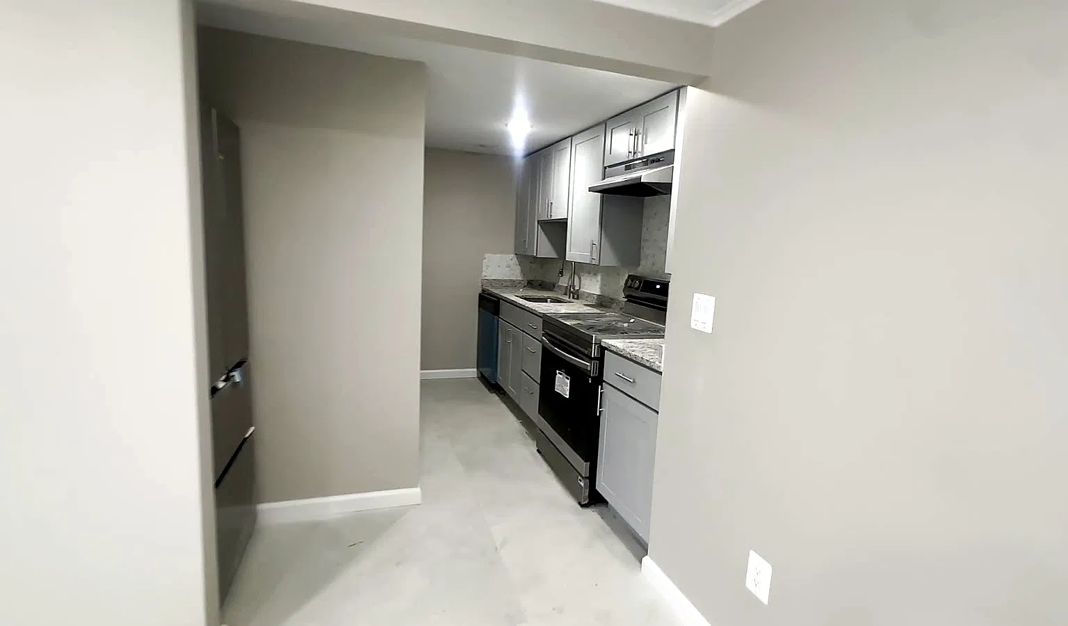 1 bed, 650 sqft, $1,750 — Photo 2