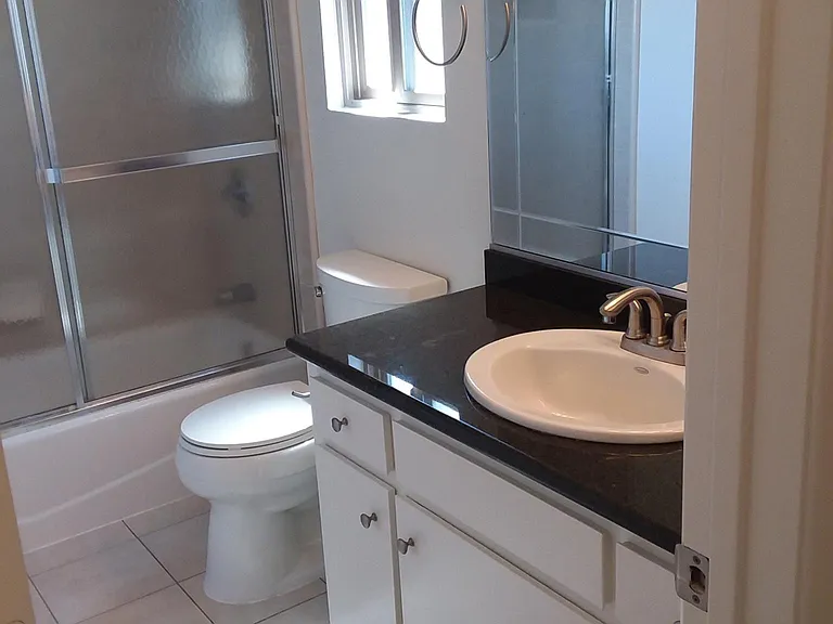 25311 Eshelman Ave #9 — Photo 8