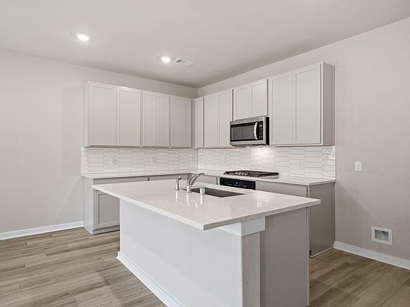 7th image of this home