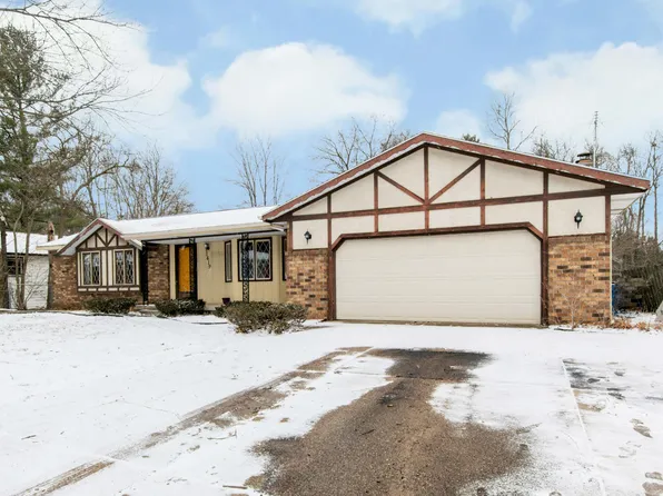 1619 Sentinal St SW, Wyoming, MI 49519