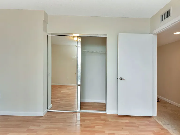 5900 Collins Ave #408-A — Photo 23