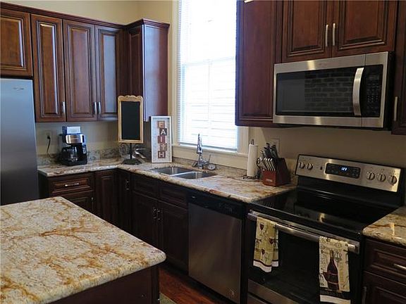 4th image of 2543 Saint Ann St