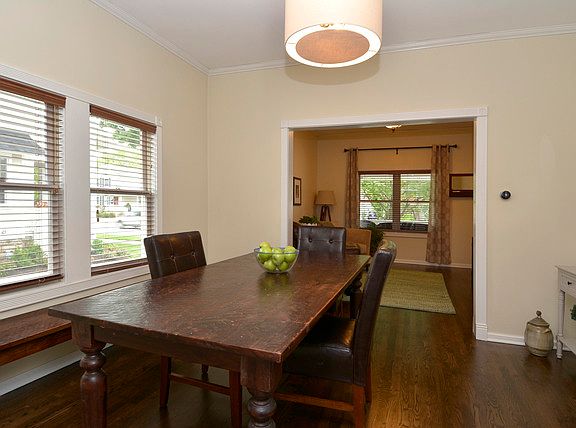 5th image of 202 S Dunton Ave