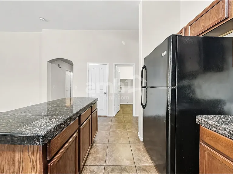 7119 W Fawn Dr — Photo 4
