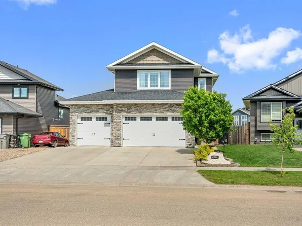 1315 W 47a Ave, Lloydminster, SK S9V 2G6