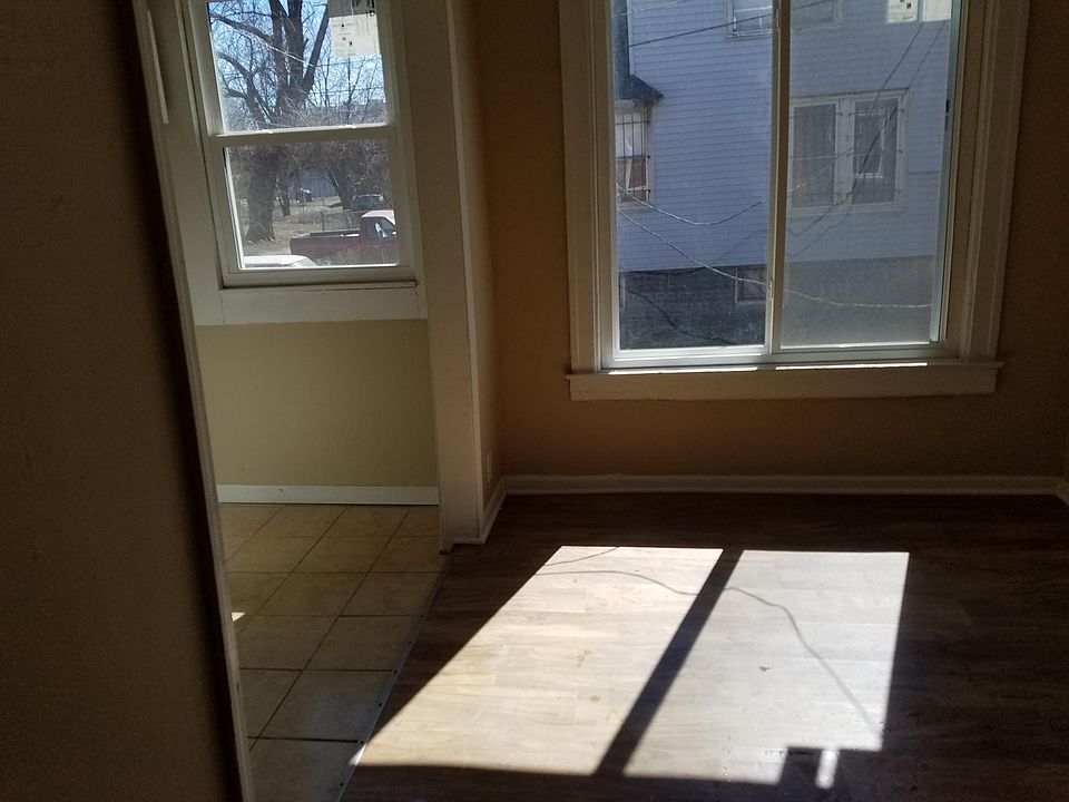 2nd image of 2142 Livernois Ave APT 4