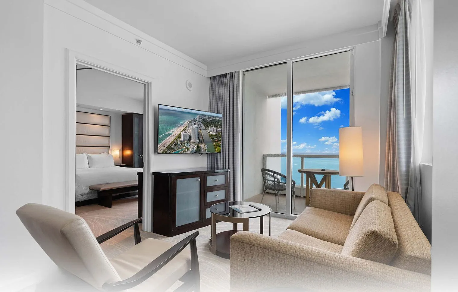 1 bed, 1.0 bath, 764 sqft, $14,467 — Photo 1