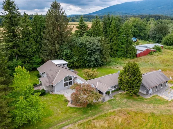 30825 Walberg Road, Sedro Woolley, WA 98284