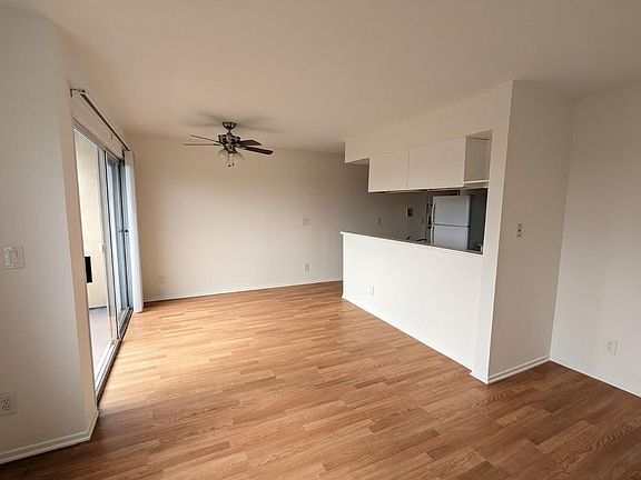 4th image of 3101 Bagley Ave APT 6