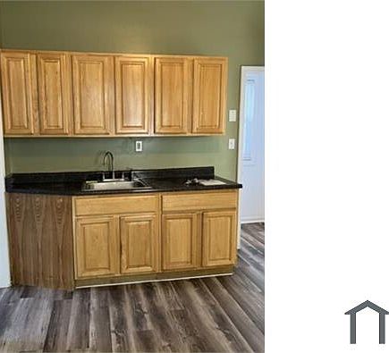 3rd image of 23 Tilden St Floor 2