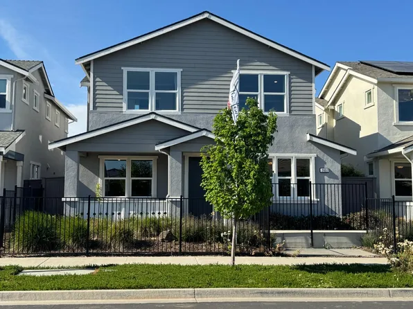 2037 Marston Dr, Woodland, CA 95776