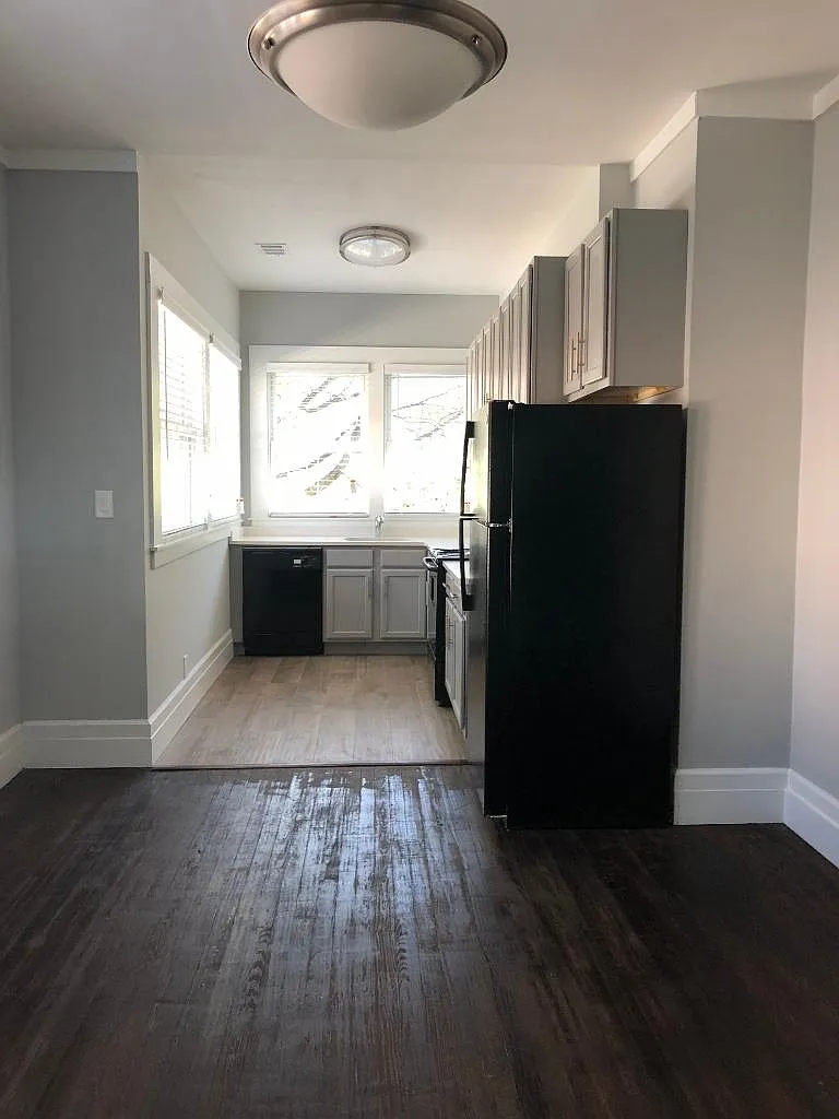 2 bed, $1,395 — Photo 4