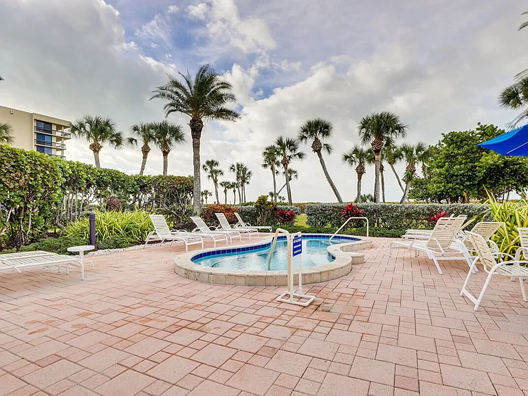 1109 Gulf Of Mexico Dr #ID1386020P — Photo 26