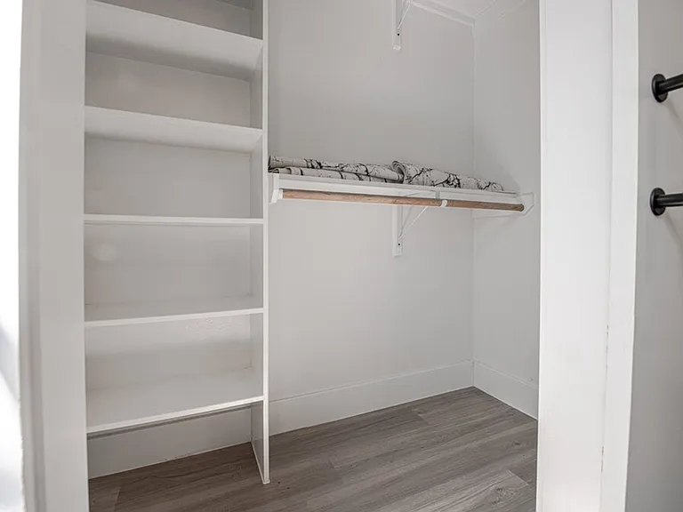 122 Havana St — Photo 18