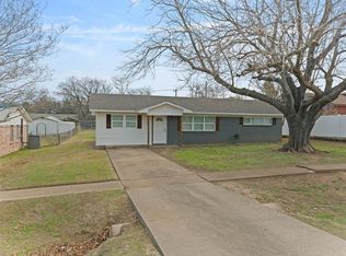 510 Overlook Dr, Midlothian, TX 76065