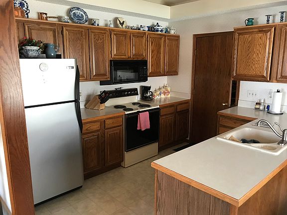 2nd image of 5500 Moor Dr