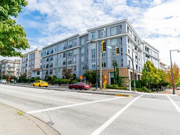 13728 108th Ave #401, Surrey, BC V3T 0G2