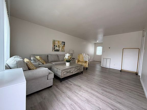 4th image of 21103 Donora Ave APT B