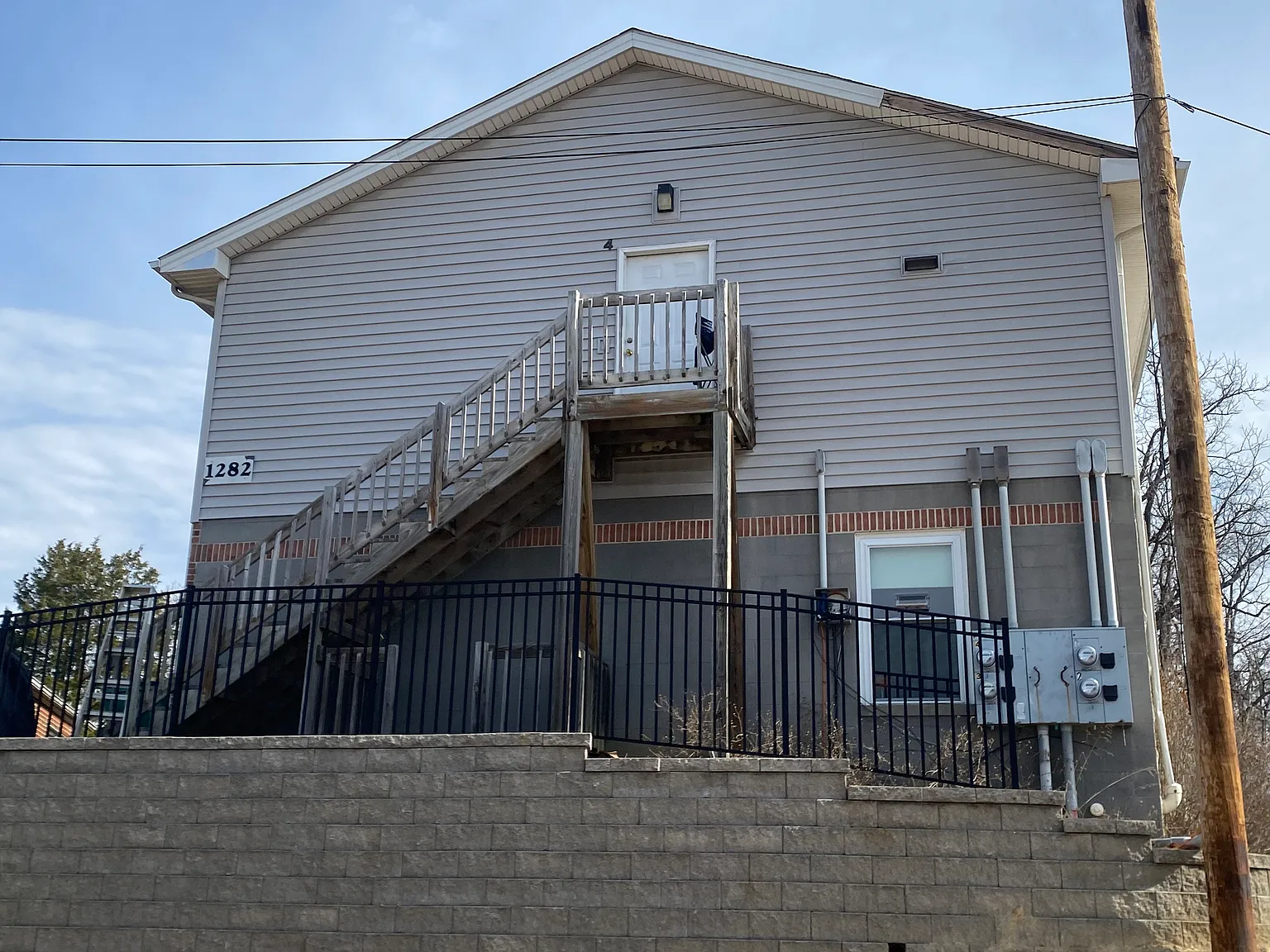 3 bed, 1000 sqft, $1,800 — Photo 4