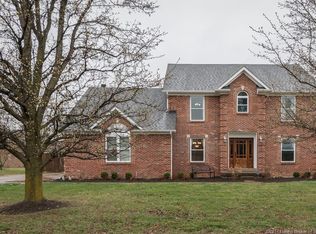 1085 Chapel Creek Trl, New Albany, IN 47150
