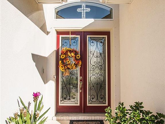 3rd image of 1277 Autumn Breeze Cir