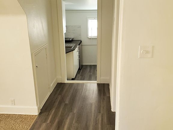 4th image of 2142 1st Ave N APT 3