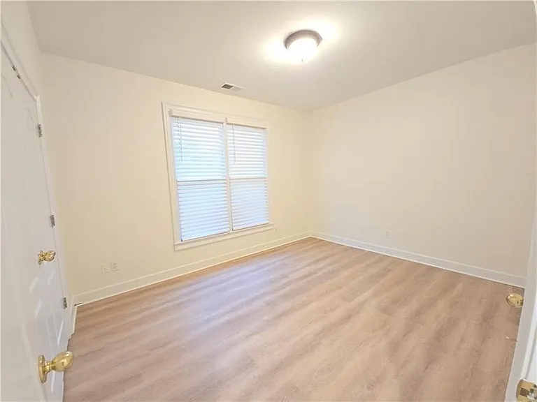 12592 Waterside Dr — Photo 8