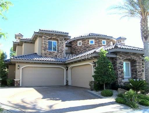 2nd image of 10880 Willow Heights Dr