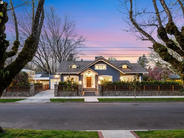 1729 NE Stanton St, Portland, OR 97212