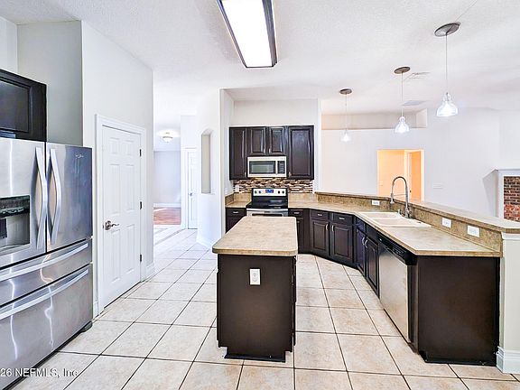 4th image of 12363 Sweetfern Ln