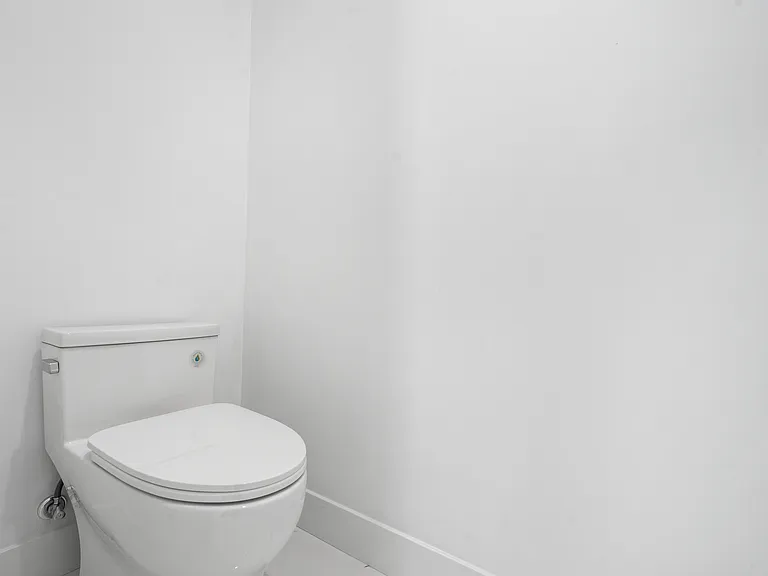 3008 W Belmont Ave #3 — Photo 18
