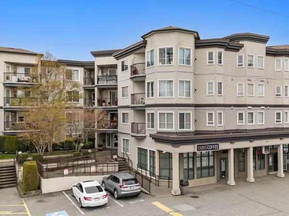5765 Glover Rd #210, Langley, BC V3A 8M8
