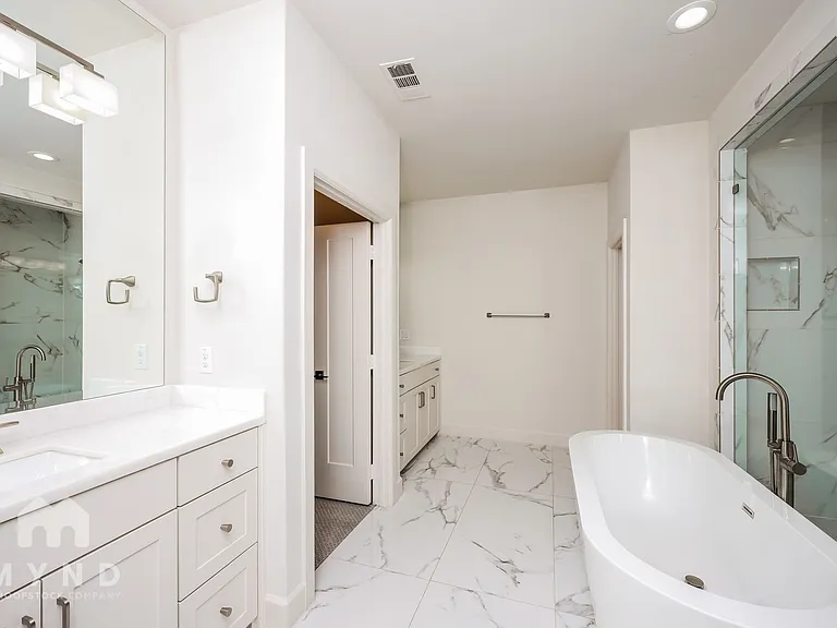 4216 Bowser Ave — Photo 15