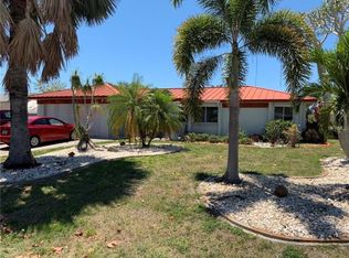 420 Adams Ct NW, Pt Charlotte, FL 33952