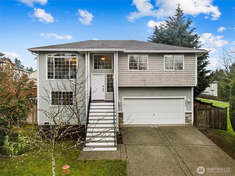 1st image of 18926 21st Ave W