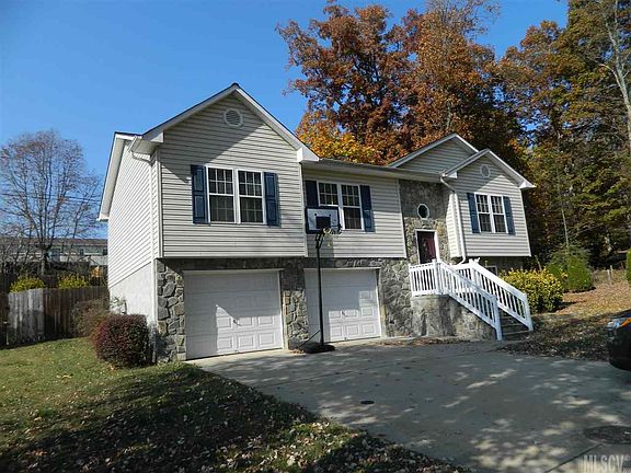 2nd image of 2311 Olde Meadow Dr