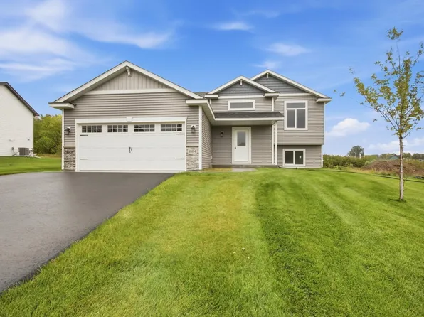 1804 Oak Pond Dr NW, Sauk Rapids, MN 56379