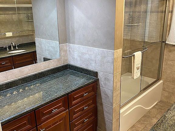 5th image of 35054 Beacon Hill Dr