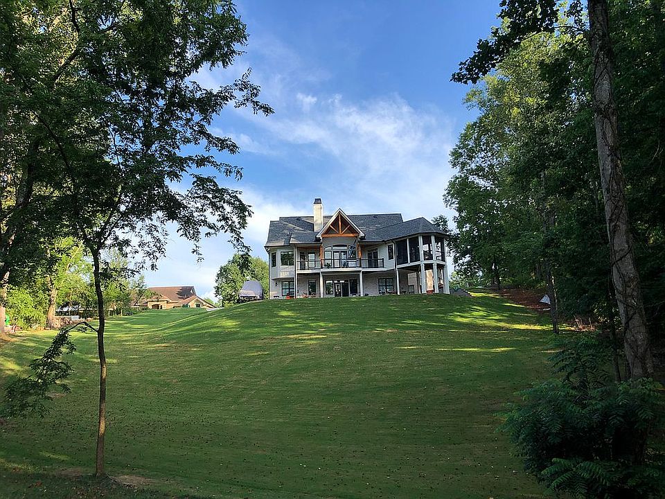 2nd image of 3115 Great Wood Way