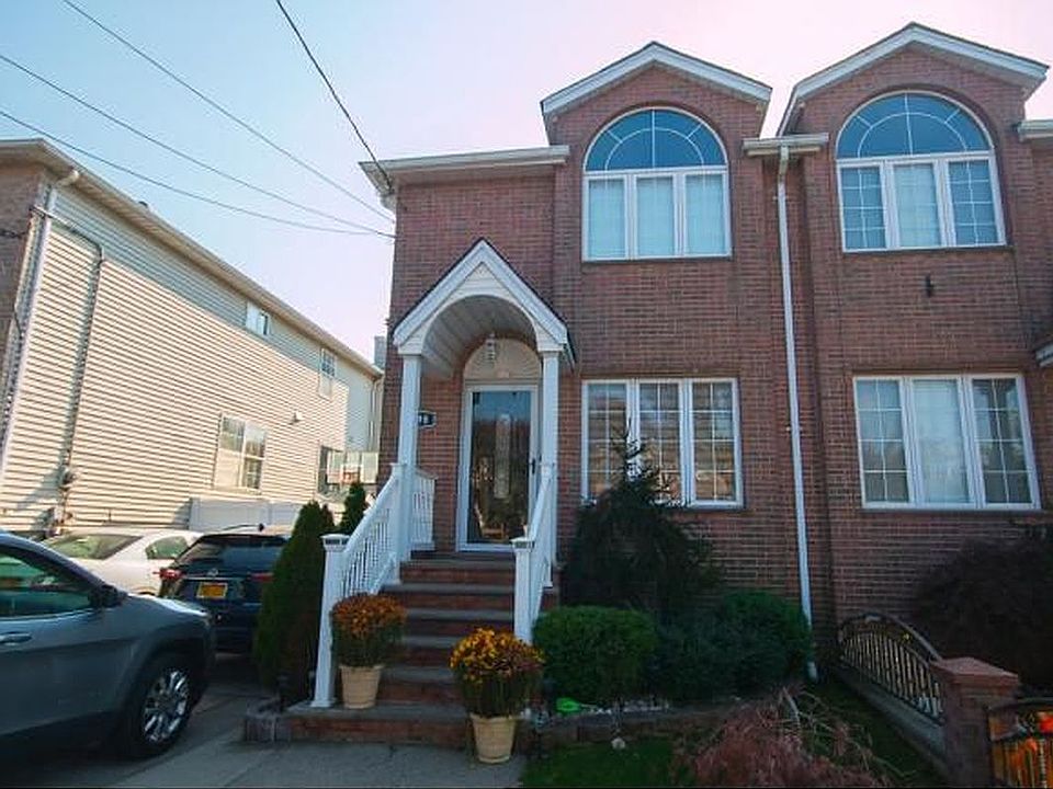 1st image of 198 Shiel Ave