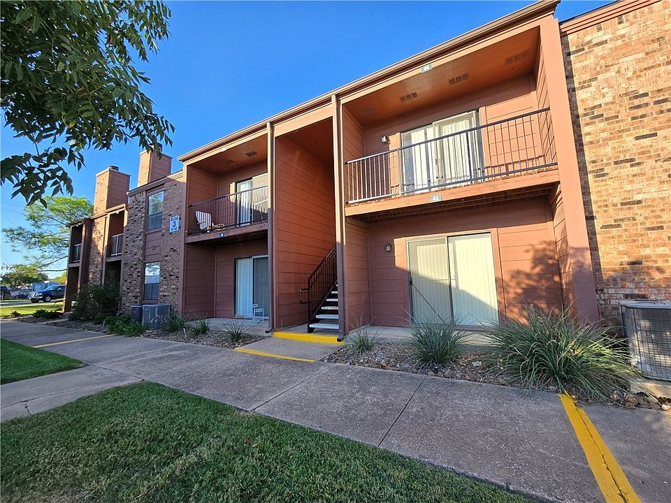 1st image of 904 University Oaks Blvd APT 44