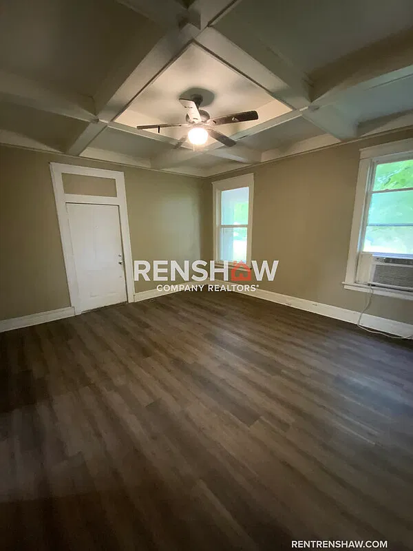 2 bed, 1.0 bath, $900 — Photo 4