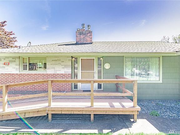 4th image of 3421 14th Ave NW