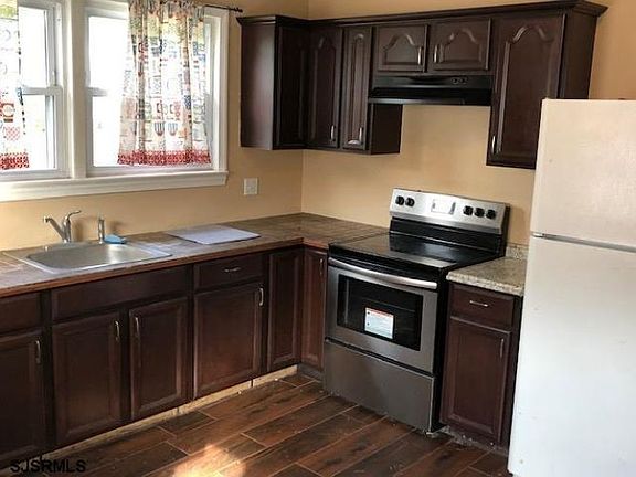 4th image of 274 W Koch Ave