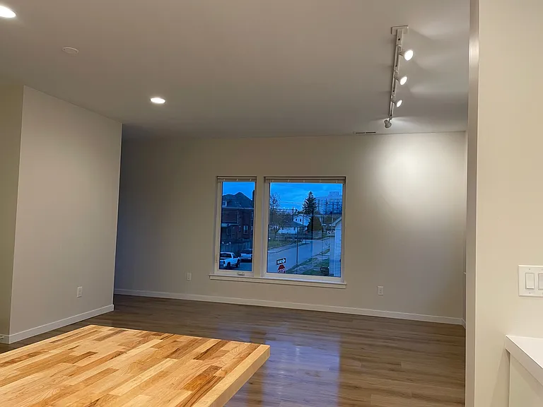 946 Ann St #946 — Photo 5